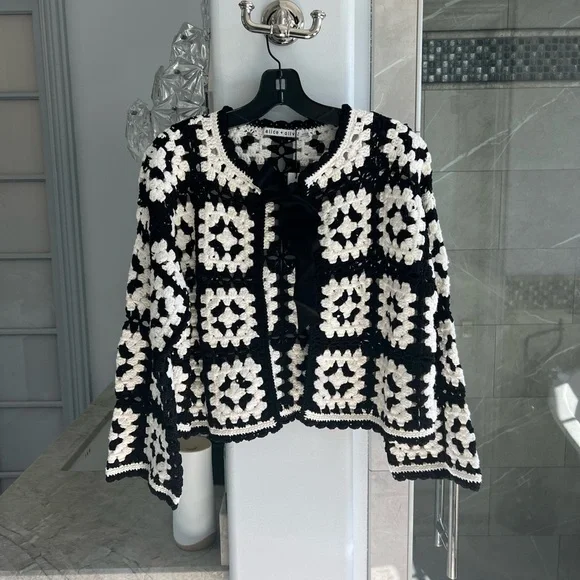 ALICE + OLIVIA ANDERSON CROPPED BOXY CARDIGAN WITH BOW
